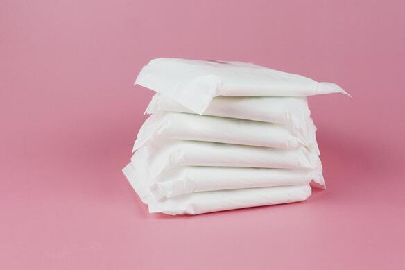 Ce cauzează sângerarea între menstruații?